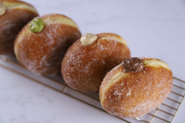 Dot & Dough by null