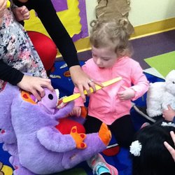 Gan Aliyah Preschool - Sometimes our parents also come in as our Community Helpers so we can learn about how they work!