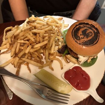 Farmers and Chefs - Lion's mane sandwich - Food Delivery Services Near Me - Poughkeepsie, New York