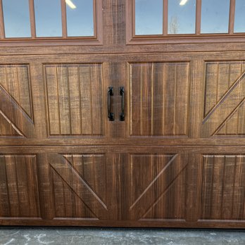Discount Overhead Door - Optional Aluminum Door Handles - Garage Door Services Near Me - Pollok, Texas