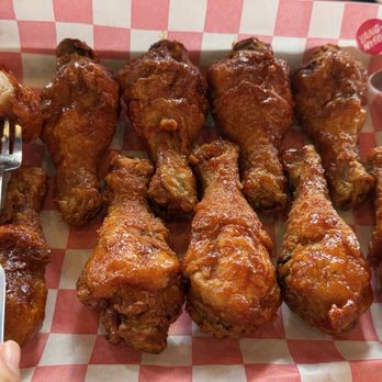 Bonchon - Gainesville, FL - Korean Fried Chicken, drumsticks, Yang-Nyeom sauce. - Chicken Wings Near Me - Gainesville, Florida Bonchon - Gainesville, FL - Korean Fried Chicken, drumsticks, Yang-Nyeom sauce. - Chicken Wings Near Me - Gainesville, Florida