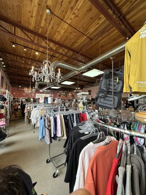 Name Droppers Resale Clothing & Co