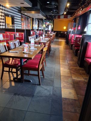 TGI Fridays by null