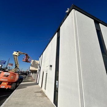 Dunn Honest Electric - Commercial Camera Lighting Install - Electricians Near Me Dunn Honest Electric - Commercial Camera Lighting Install - Electricians Near Me