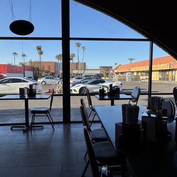 Pho Nhat - Looking out the front - Vietnamese Near Me - Tempe, Arizona
