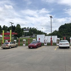 Tesla Supercharger - Mt. Hope