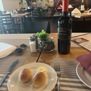 Chicha Peruvian Kitchen - Complimentary bread - Peruvian Near Me - Roseville, California