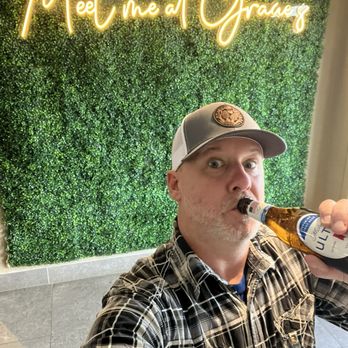 Gracie's: A Rooftop Bar - Idiot drinking a beer! - Cocktail Bars Near Me - Warner Robins, Georgia