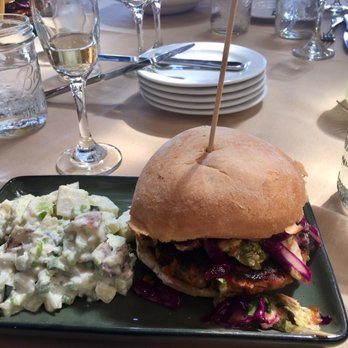 Creekside Grille Restaurant - Special! - New American Near Me - Temecula, California