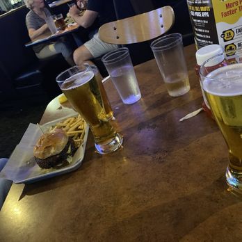 Buffalo Wild Wings - Kevin - Chicken Wings Near Me - Rockville, Maryland Buffalo Wild Wings - Kevin - Chicken Wings Near Me - Rockville, Maryland