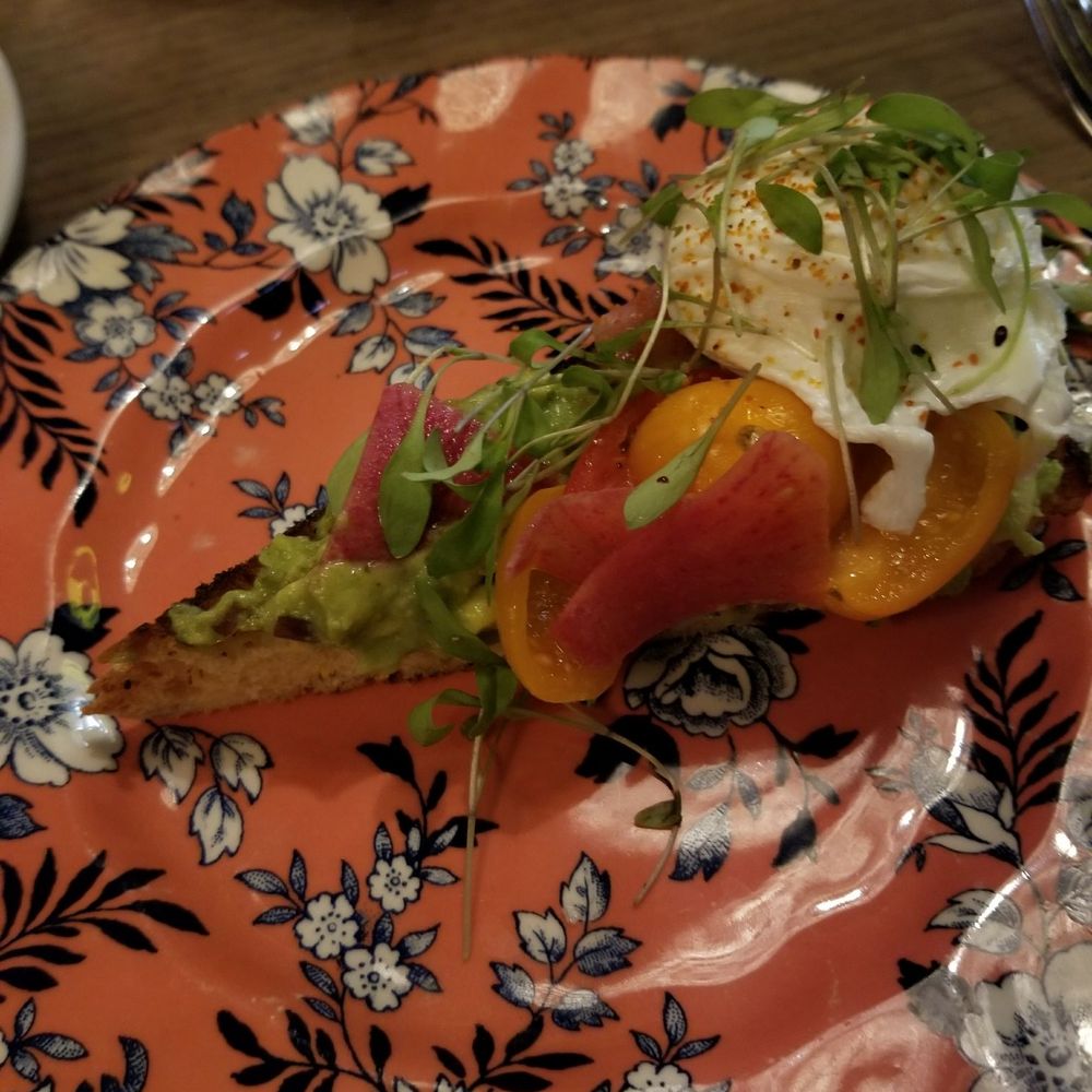 Barrio - RW 2018: Avocado Toast - Mexican Near Me - Chicago, Illinois