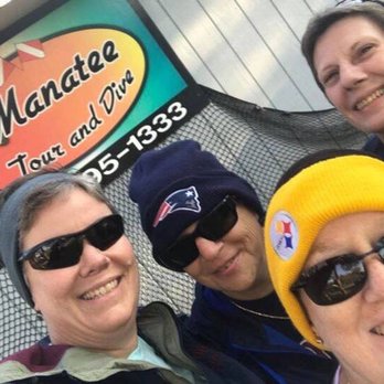 Manatee Tour And Dive - Chilly weather brings manatee to Kings Bay - Scuba Diving Near Me - Crystal River, Florida Manatee Tour And Dive - Chilly weather brings manatee to Kings Bay - Scuba Diving Near Me - Crystal River, Florida