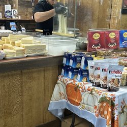 Franco's Italian Deli - Hand pulled mozz