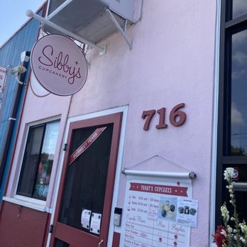 Sibby's Cupcakery - Outside entrance - Cupcakes Near Me - San Mateo, California