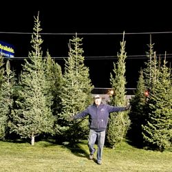 Robinson Christmas Tree Farm - Cliff Robinson at his lot in SLC