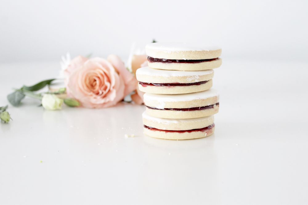 CASSIDY AND JOHANNA’S CAKE BOUTIQUE Updated August 2024 271 Grassie