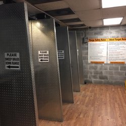 Second Amendment Guns and Range - Six shooting lanes
