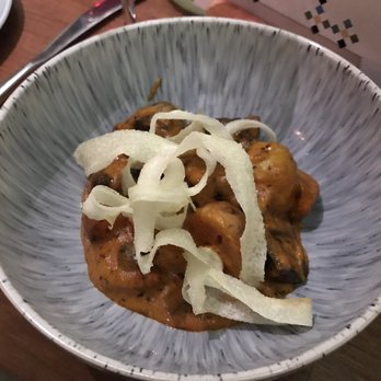 Lima Floral - Peruvian Near Me - London, XGL