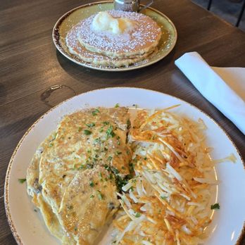 Breakfast Bear - Breakfast & Brunch Near Me - Wausau, Wisconsin