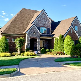 4 Square Roofing - Roofing Near Me - Gallatin, Tennessee