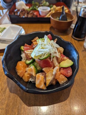Kanpai Sushi by null