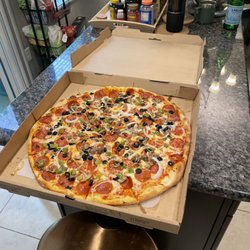 Pirate Pizza - Large skallywag