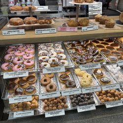 Dunkin' - Donut dispace