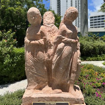 Gateway Park - Parks Near Me - Sunny Isles Beach, Florida Gateway Park - Parks Near Me - Sunny Isles Beach, Florida