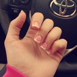 Golden Nails & Tanning