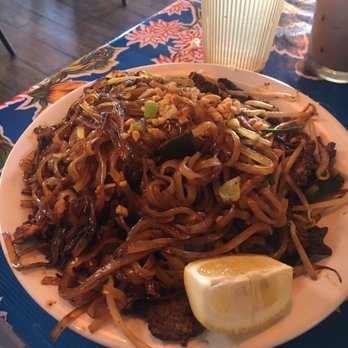 Birdseye Kitchen - Pad Thai with Grass Fed Beef - Vietnamese Near Me - Encinitas, California