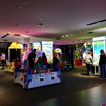 Cineplex Cinemas Markham and VIP - arcade games - Cinema Near Me - Markham, Ontario