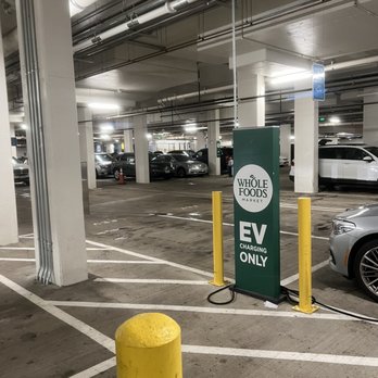 Whole Foods Market - Grocery Near Me - McLean, Virginia