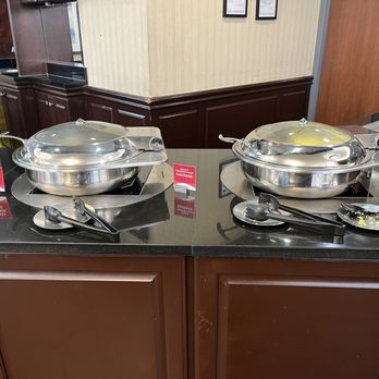 Prado - Prado Hotel (Ridgeland, Mississippi): Sacrambled Eggs + Sausage - Hotels Near Me - Ridgeland, Mississippi Prado - Prado Hotel (Ridgeland, Mississippi): Sacrambled Eggs + Sausage - Hotels Near Me - Ridgeland, Mississippi