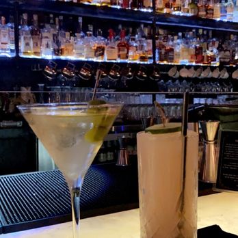 The Roosevelt Room - Cocktail Bars Near Me - Austin, Texas