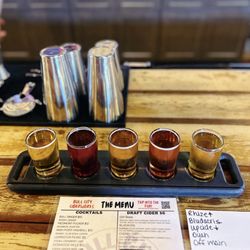 Bull City Ciderworks - Lexington - Flight of 5 different ciders. They also have a flight of 4.