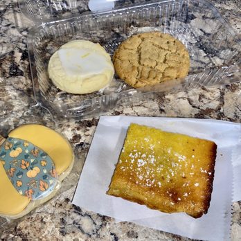 Sugar Island Baking Company - Cookies, lemon bar - Bakeries Near Me - Flat Rock, Michigan