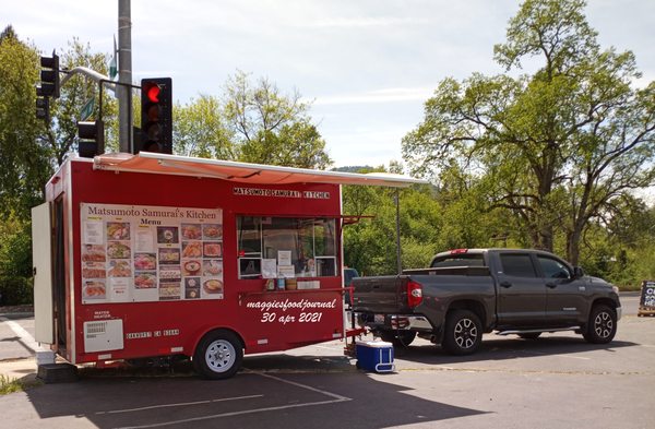 Matsumoto Samurai S Kitchen 49333 Road 426 Oakhurst Ca Hamburger Hot Dog Stands Mapquest