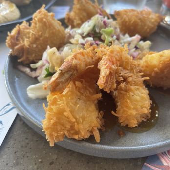 Tommy Bahama Restaurant & Bar - Seafood Near Me - The Woodlands, Texas Tommy Bahama Restaurant & Bar - Seafood Near Me - The Woodlands, Texas