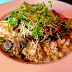 1592 Wood Fired Kitchen & Cocktails - Mushroom risotto, added braised lamb