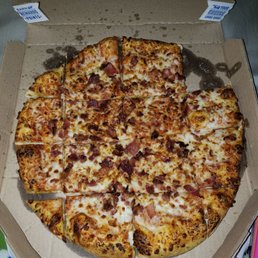 Bacon pizza w/ hand tossed crust Bacon pizza w/ hand tossed crust