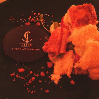 Catch NYC - Strawberry cake dessert - Asian Fusion Near Me - New York, New York Catch NYC - Strawberry cake dessert - Asian Fusion Near Me - New York, New York