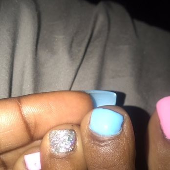 Le Nails II Spa Salon - there's the crooked toe nail i mentioned. LOOK AT HOW BAD IT WAS i had to get a new mani pedi elsewhere - Nail Salons Near Me - Pasadena, California Le Nails II Spa Salon - there's the crooked toe nail i mentioned. LOOK AT HOW BAD IT WAS i had to get a new mani pedi elsewhere - Nail Salons Near Me - Pasadena, California