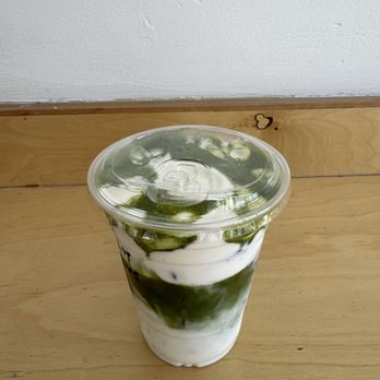 MEMORYLOOK - Matcha Einspanner - Coffee & Tea Near Me - Los Angeles, California MEMORYLOOK - Matcha Einspanner - Coffee & Tea Near Me - Los Angeles, California