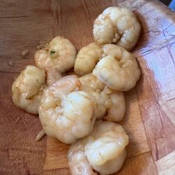 Bamboo Garden - Non deveined shrimp. So gross