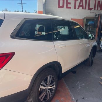 Royal Complete Auto Body & Repair - Amazing work has been done by Fred. I strongly recommend the Royal Complete Auto body shop - Body Shops Near Me - Reseda, California Royal Complete Auto Body & Repair - Amazing work has been done by Fred. I strongly recommend the Royal Complete Auto body shop - Body Shops Near Me - Reseda, California