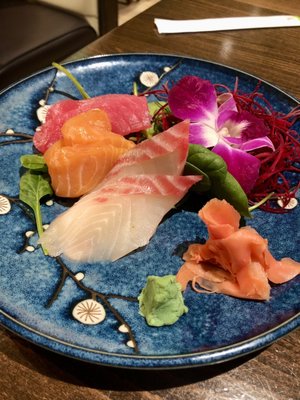 AMA Sushi by null
