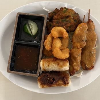 Thai Bistro Suksabay - Combination Platter - Thai Near Me - Aiea, Hawaii