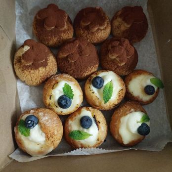 Light on the Sugar - Mini Cream Puffs - Creme Brule & Tiramisu - Bakeries Near Me - Winter Park, Florida