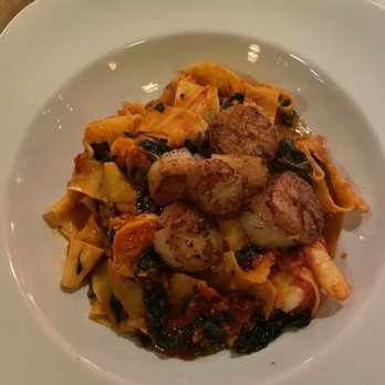 Brennan's - Wine Bars Near Me - Saint Louis, Missouri