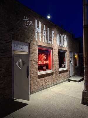 Half Moon by null